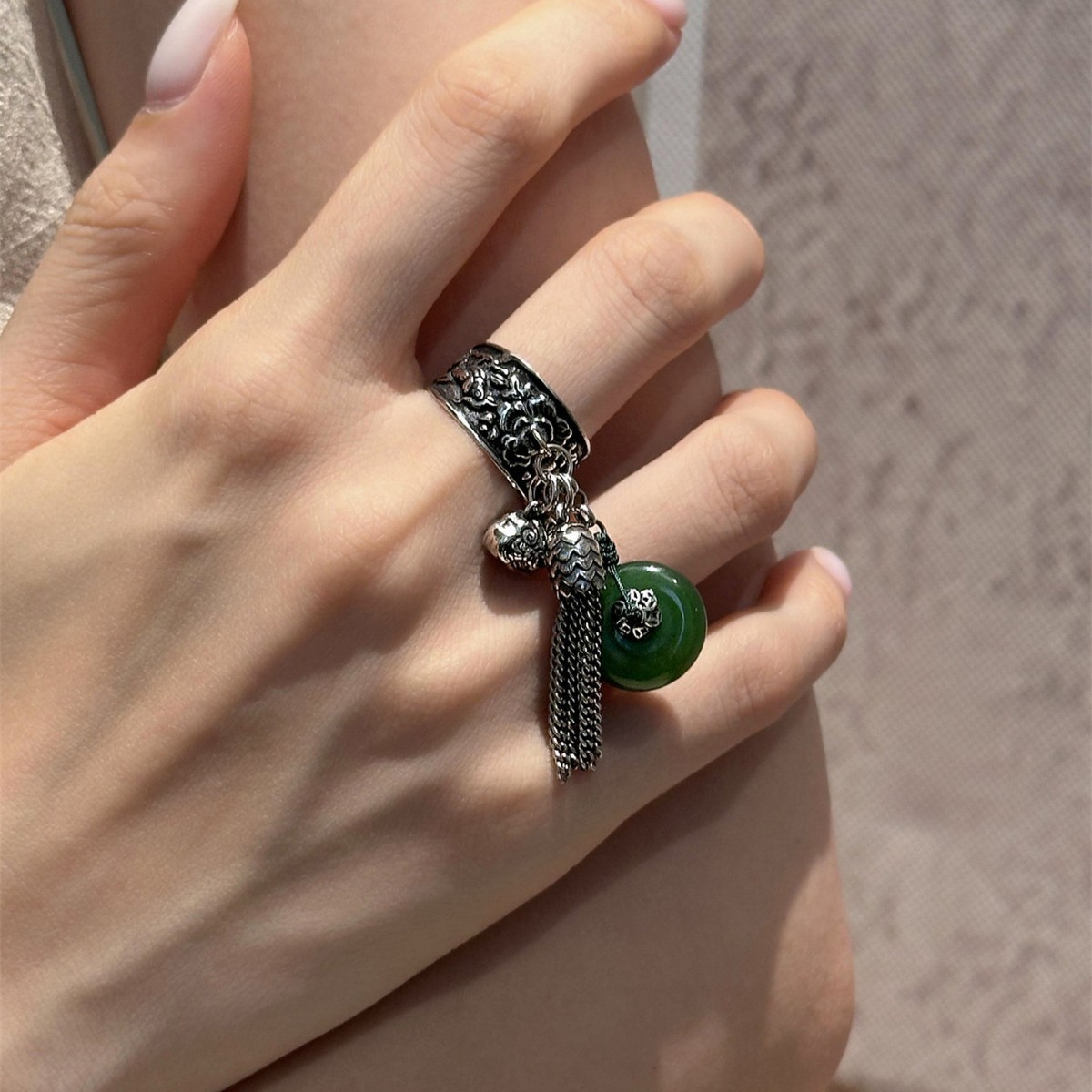 WJFH-ARTS 새로운 중국 스타일 빈티지 패턴 녹색 - Resin Art Ring Design 리뷰 및 가격